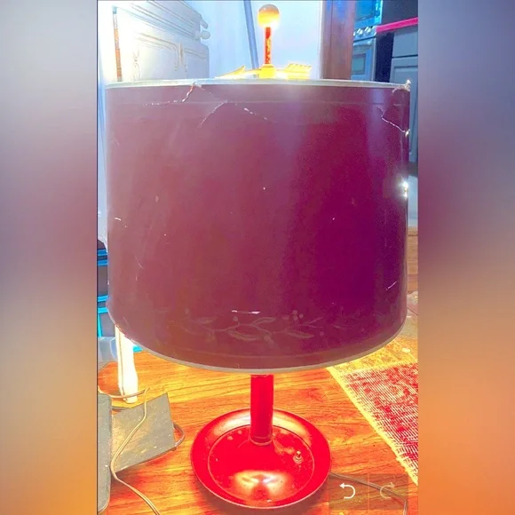 Bouillotte Lamp 3- Light French Style Gilt Bronze Acanthus Leaf  Red Tole - Picture 7 of 9